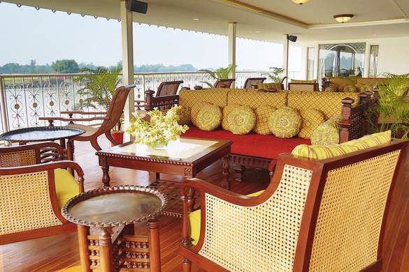 RV Ganges Voyager Terrace ©CroisiEurope 10.jpg